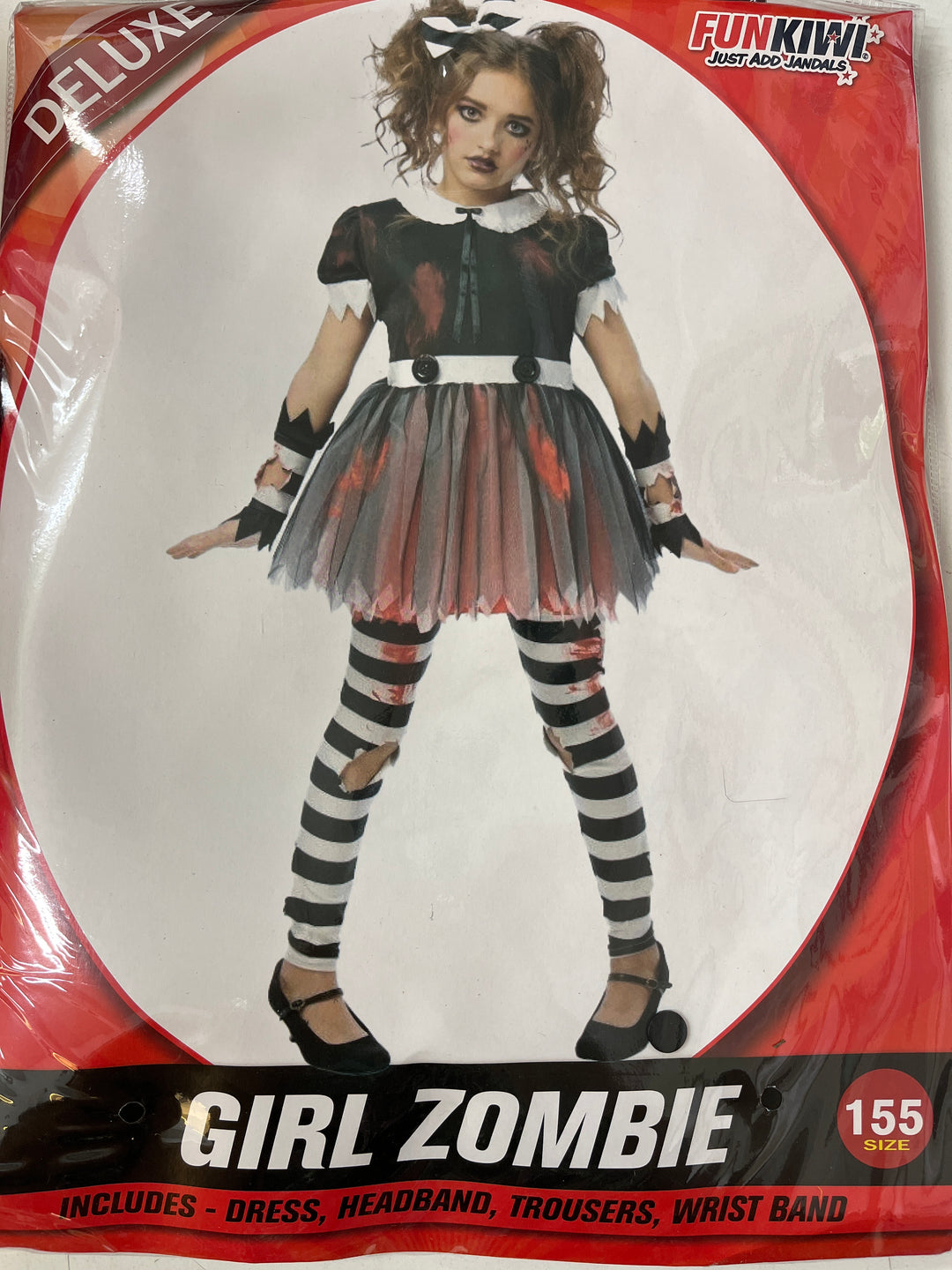 Girl zombie costume 