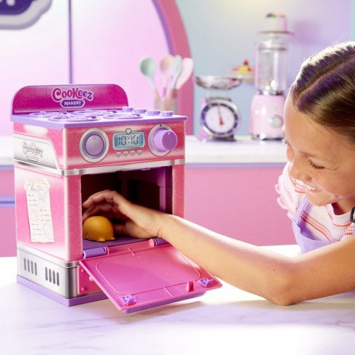 Cookeez Makery Oven Playset Cinnamon