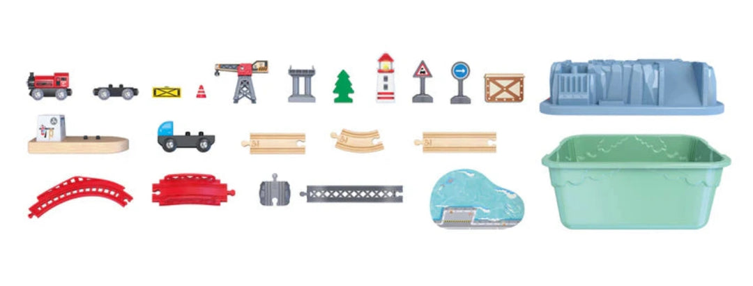 Railway Bucket Harbour Set contents