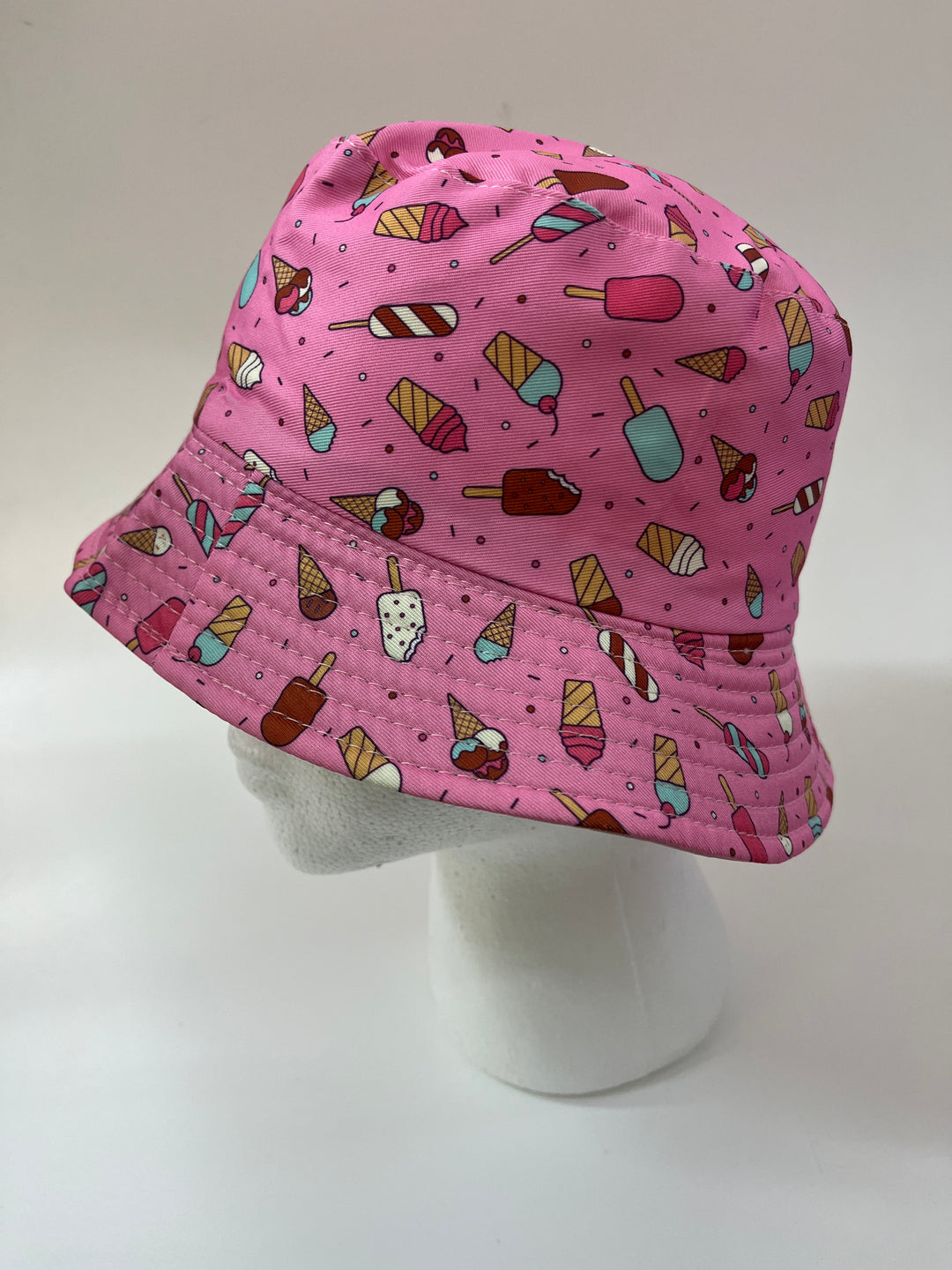 Bucket Hat Midi Ice Cream