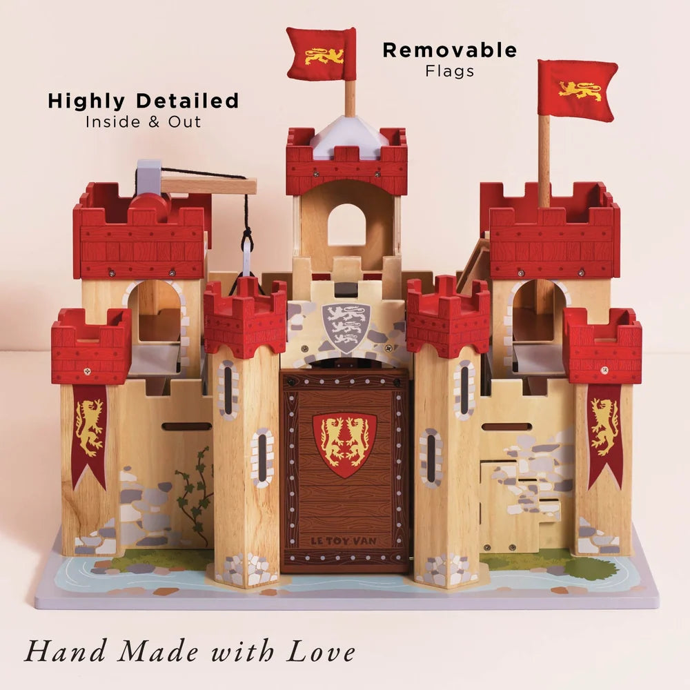 Lion Heart Castle Le toy Van wooden toy details of play