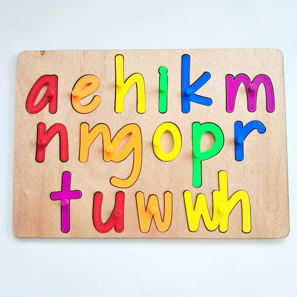 Lowercase Māori Alphabet Peg Puzzle
