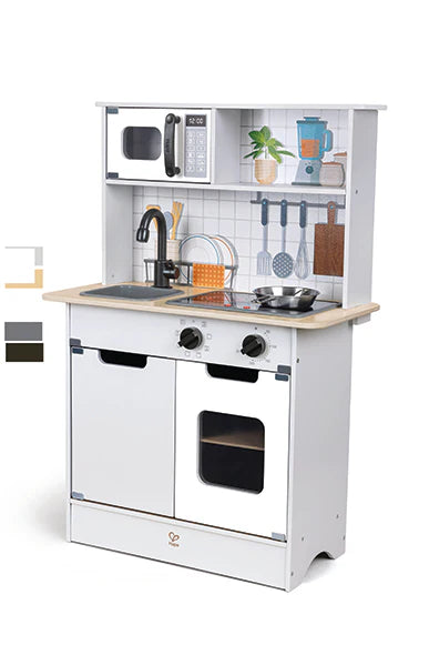 Wooden kitchen with lights and sounds HAPE