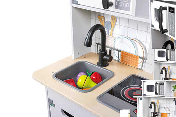 Wooden kitchen with lights and sounds HAPE