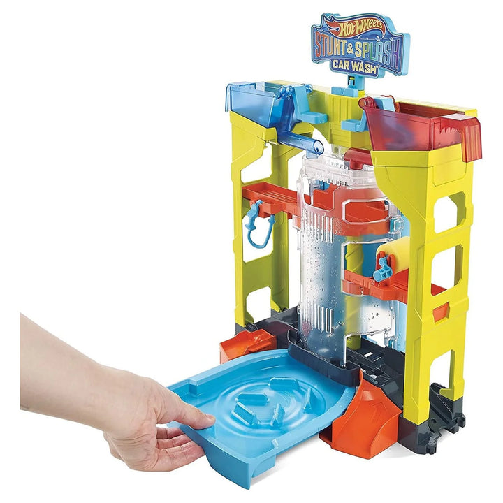 Hot Wheels City Stunt and Splash Car Wash