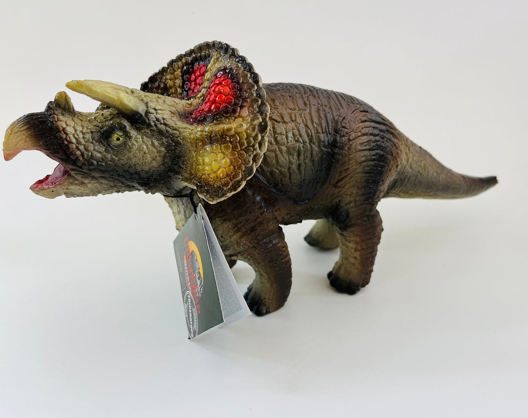 triceratops dinosaur