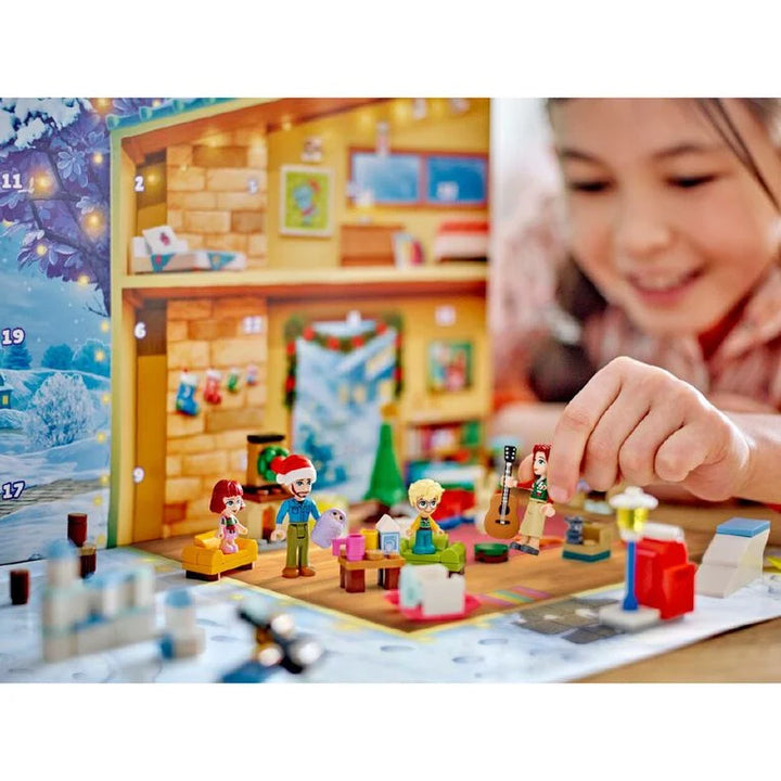 LEGO Friends 2024 Advent Calendar 42637