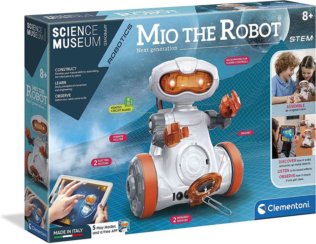 Science and Play - Mio the Robot