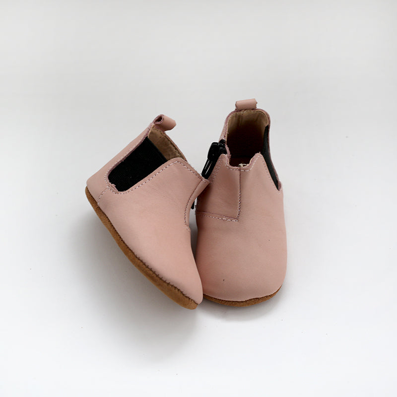 Wander Boots Petal Chelsea Boot soft sole leather boots