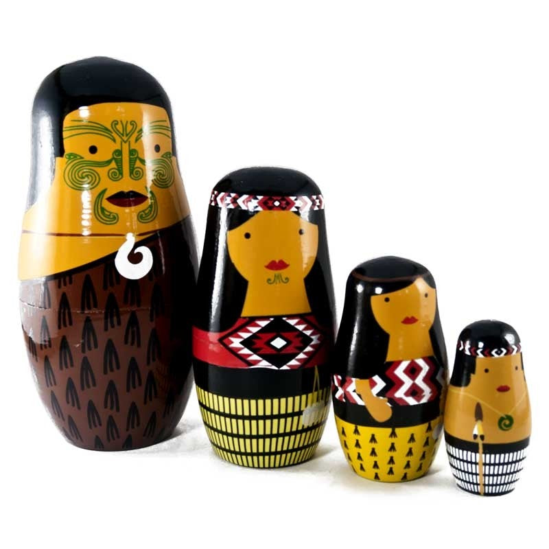 kidz-stuff-online - Nesting dolls - New Zealand Maori Family